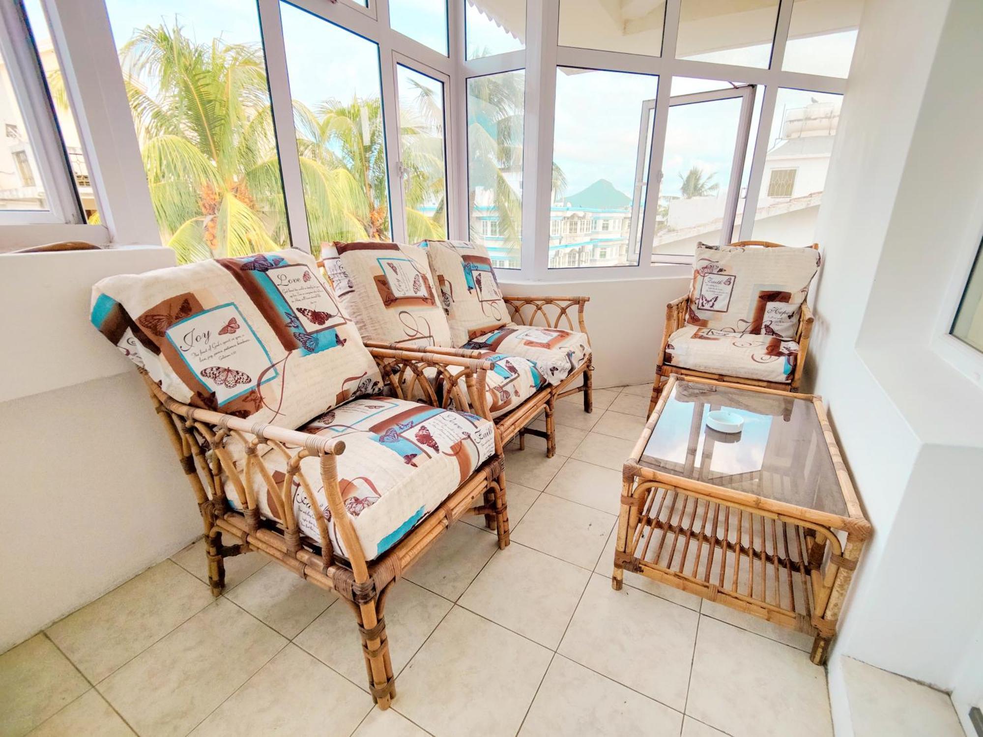 Fibonacci Beachfront Apartment Flic-en-Flacq Eksteriør bilde